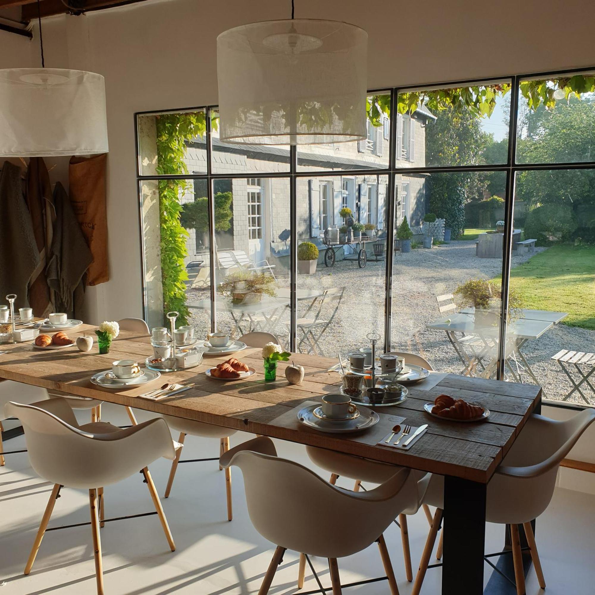 Bed and Breakfast Par Hasard Ou Pas Сен-Мартен-о-Шартрен Экстерьер фото